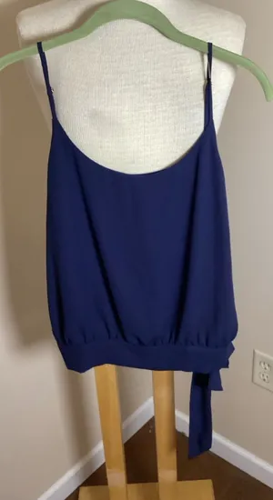 Lilly Pulitzer Ainsley Spaghetti Strap Side Sash Tie Top True Navy Size Small thumbnail 1