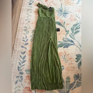 Lulu's Poised Performance Olive Green Plisse One-Shoulder Maxi Dress thumbnail 5