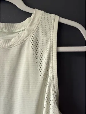 Lululemon Sleeveless Pale Green Athletic Tank Top thumbnail 2