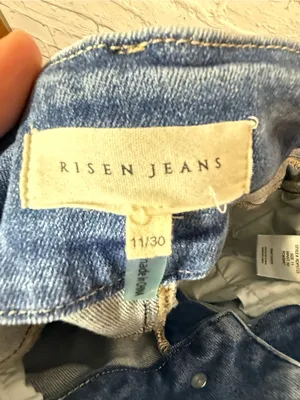 Risen High-Rise Wide-Leg Jeans in Medium Blue Wash, 11/30 thumbnail 5