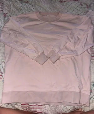 Lululemon Crewneck thumbnail 1