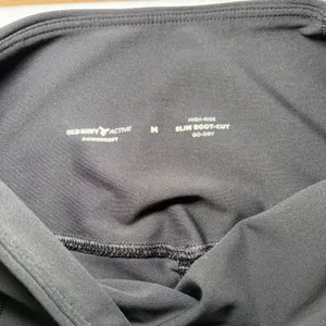 Old Navy Active Powersoft High Rise Slim Boot-Cut Yoga Pants Black Sz. M Pockets thumbnail 2