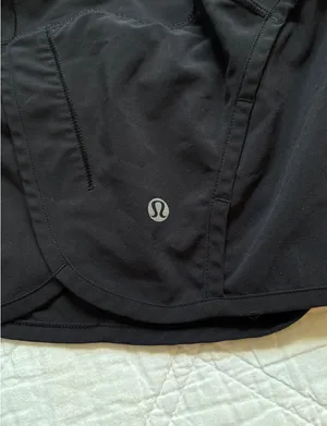 Lululemon Athletic Shorts Black thumbnail 6