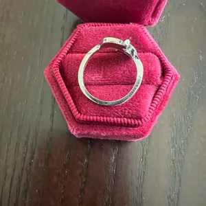 Silver Intricate Design Floral Ring Size 7 thumbnail 3