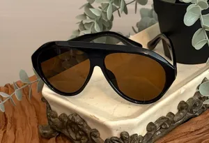 Women’s Sunglasses Black thumbnail 1