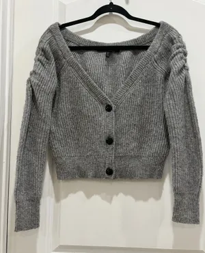 White House | Black Market Ladies Crop Cardigan thumbnail 1