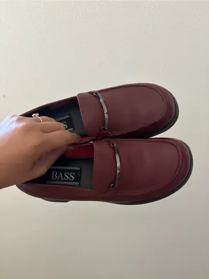 Vintage bass loafers in burgundy thumbnail 2