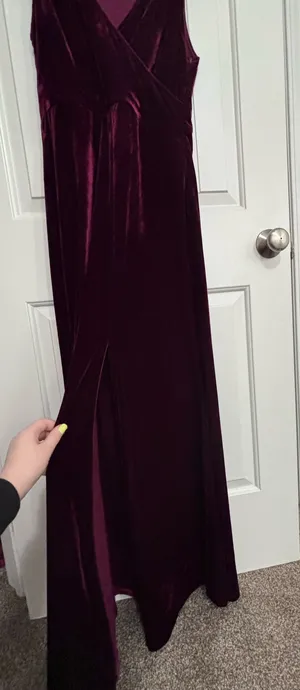 Lulus Red Purple Velvet Gown Formal Prom thumbnail 3