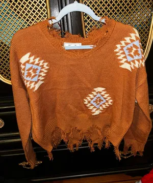 No Comment BoHo Aztec cropped sweater thumbnail 1