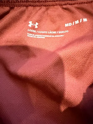 Under Armour Women's Red Burnt Training Shorts NWOT thumbnail 5