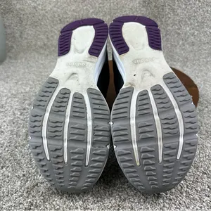 Adidas women’s size 10 thumbnail 5