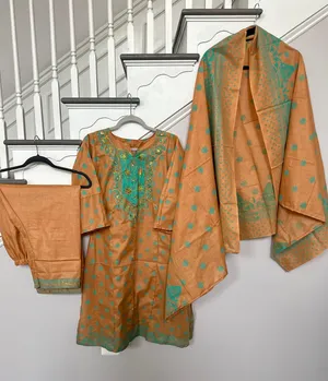 Indian Pakistani 3 Piece Embroidery Printed Light Brown Shalwar Kameez Sz M thumbnail 1