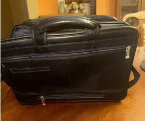 U.S. Luggage New York, Black Leather Expandable Briefcase/ Laptop Bag Travel thumbnail 1