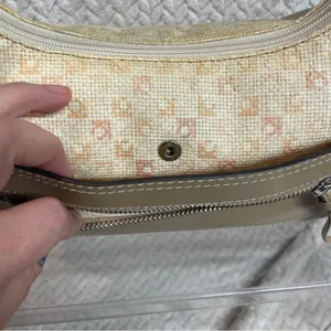 Liz Claiborne Y2K Tan Monogram Straw‎ Texture Preppy Shoulder Bag thumbnail 4