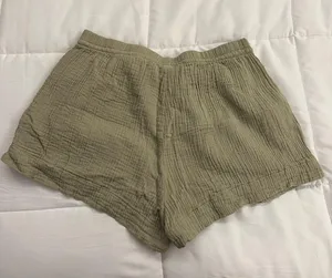 H&M Short thumbnail 3