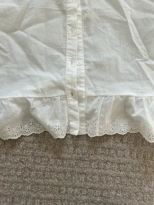 Brandy Melville Peter Pan collar eyelet blouse  thumbnail 4