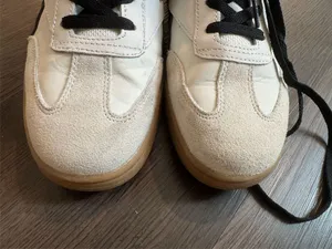 Reebok White and Black thumbnail 6