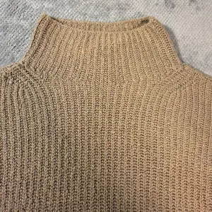 Anthropologie Medium Beige Chunky Knit Mock Neck Sweater Oversized Boxy Pullover thumbnail 2