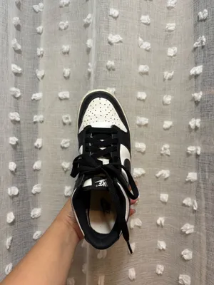 Nike Low Dunks thumbnail 9