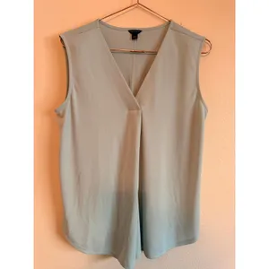 Ann Taylor Sleeveless Blouse Womens‎ Small Light Blue V-Neck Pleat Front Shell thumbnail 4