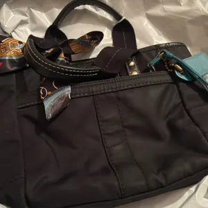 Coach‎ Hampton small nylon tote Black thumbnail 2