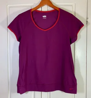 Nike Fit Dry Womens Large Purple Red Mesh Trim Athletic Training T-Shirt Gym Run thumbnail 1