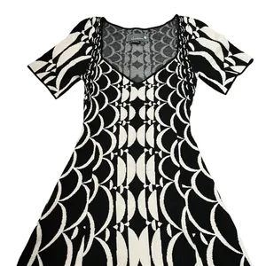 Anthroplogie Art Deco Sweetheart Neckline Twee Knit Dress thumbnail 2