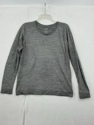 lululemon athletica Heathered Gray Long Sleeve Crewneck 740 thumbnail 2