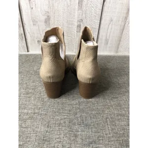 Fisace Womens Boots Size 8 Beige Tan Pointed Toe Heeled Ankle Booties Open Side thumbnail 3