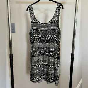 Xhilaration Black & Cream Aztec Geometric Print Sleeveless Boho Dress, Size XL thumbnail 5