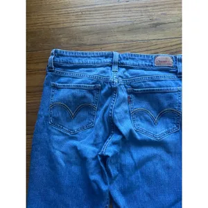 Levis Superlow 518 Jeans 7 Short Low Rise Y2K Skinny Denim Retro Style thumbnail 7