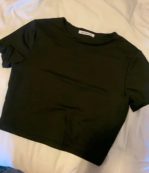 Black Crop Top M Size M thumbnail 1