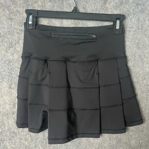 Woman‎ Size 2 Athletic Black layered tennis skort stretch thumbnail 6