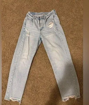 American Eagle mom jeans thumbnail 2