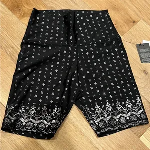 Glyder Black and silver  Patterned‎ Bike Shorts medium thumbnail 2