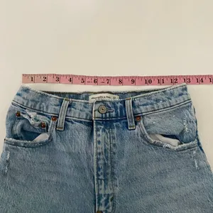 Abercrombie & Fitch 90s Straight Jeans 27/4 Ultra High Rise Light Wash thumbnail 5