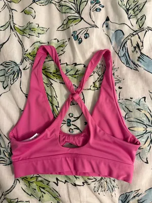Gymshark Sports Bra thumbnail 2