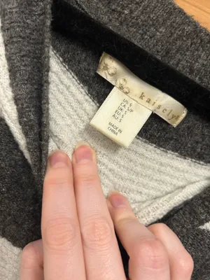 Kaisely Sweater thumbnail 2