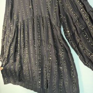 Anthropologie Size-M Womens Quinn Tunic Top Black with Gold‎ Metallic Sequins thumbnail 15