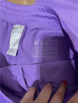 Figs purple scrub set size large thumbnail 3