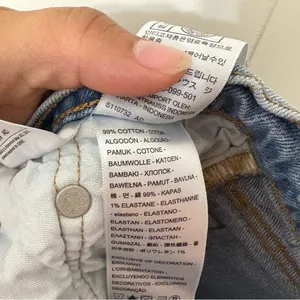 Levi’s 501 Original High Rise Straight Jeans Distressed Raw Hem Blue Women’s 25 thumbnail 8