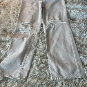 PacSun 90s Boyfriend High Waisted Distressed Straight Leg‎ Grey Jeans Size 32 thumbnail 3