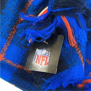 Little Earth NWT Chicago Bears Fringed Blanket Scarf thumbnail 5