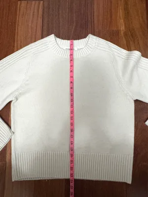 Sweater White Size fit as s/m. thumbnail 4