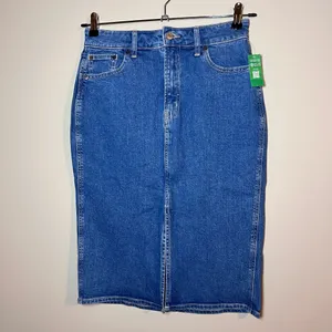 Gap NEW Denim Stretch Front Slit Midi Pencil Skirt Indigo Blue Size 6 thumbnail 2