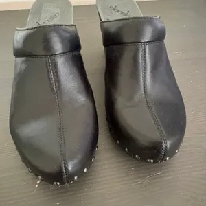 Dansko Clogs Mules 38 Black Leather Studded Chunky Heel Retro Comfort Boho thumbnail 8