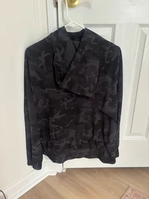 Lululemon Windbreaker Jacket thumbnail 6