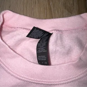 Trump “Daddy’s Home” Pink Oversized Crewneck - Size Small thumbnail 2