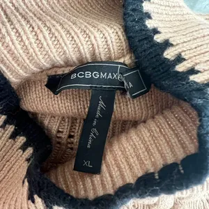 NWOT BCBGMAXAZRIA Popcorn Stitch Mock Neck Wool Blend Sweater Oatmeal Size XL thumbnail 9