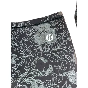Lululemon Floral Silver‎ Foil Long Sleeve Crop Top Charcoal Grey Athletic Gym 6 thumbnail 4